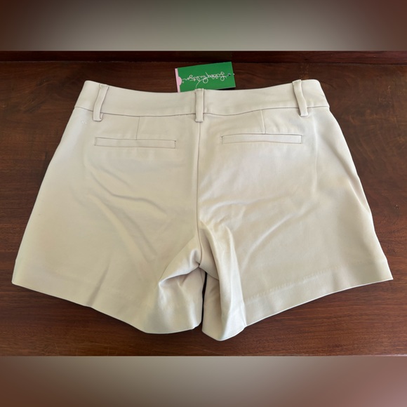 Joette stretch Dinner Short NWT - Picture 2 of 3